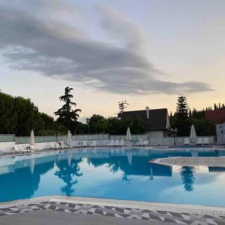 Luxury Villas With Shared Pool Near By John Hopkins فيلة